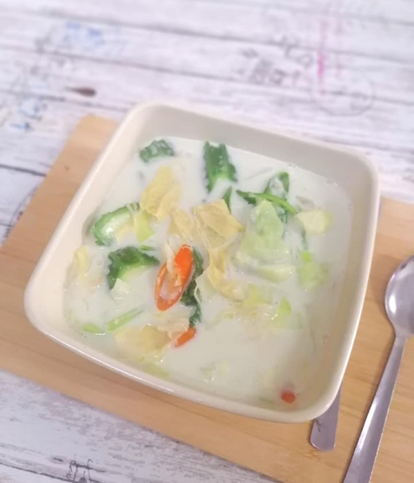 sayur masak lemak