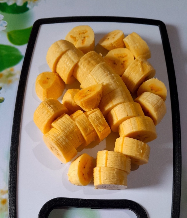 cucur pisang kembung